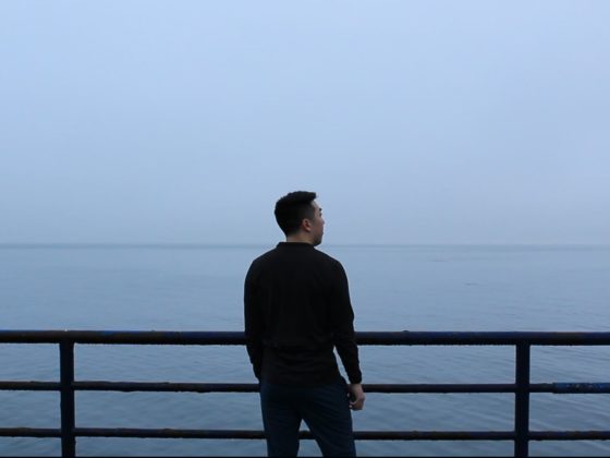 6 signs of feeling lonely