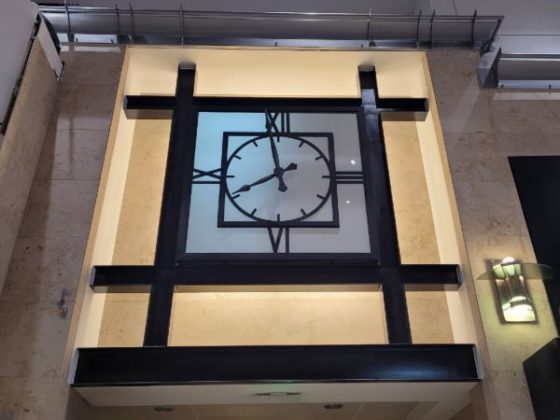 benefits of traveling - time travel