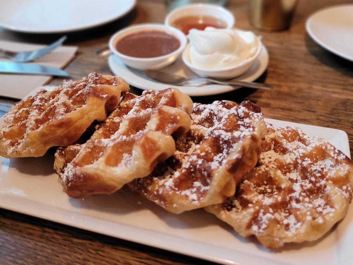 breakfast at Medina Café