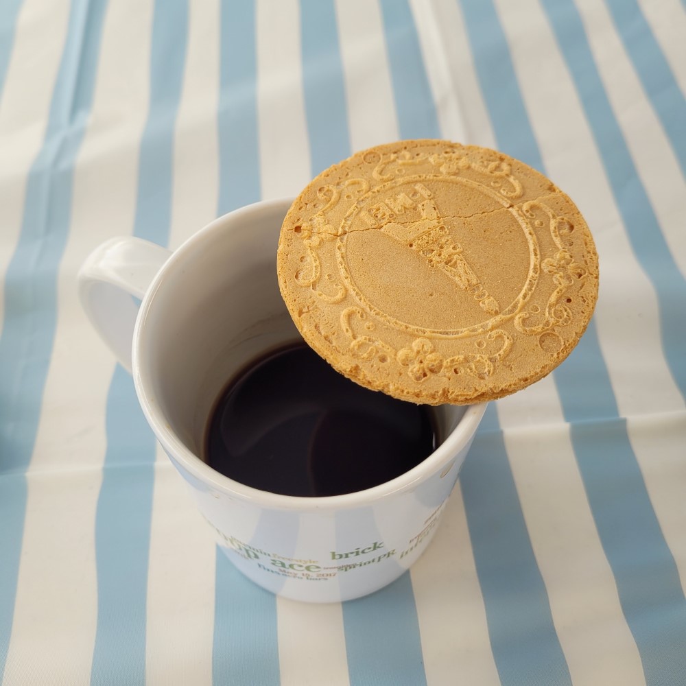 Chinese snacks: IMEI French Cookies