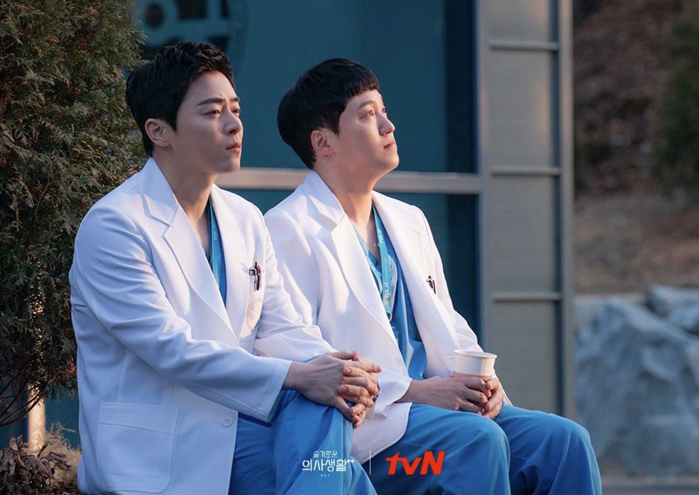 hospital playlist 2 ik jun and seok hyeong 